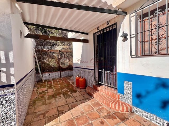 3 soverom Villa til salgs i Torrox Pueblo, Torrox med svømmebasseng garasje - € 220 000 (Ref: 9482238)