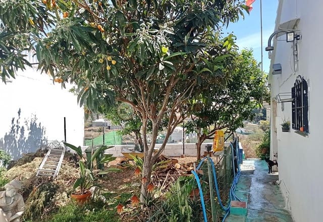 3 soveværelse Villa til salg i El Peñoncillo, Torrox med swimmingpool - € 159.000 (Ref: 9518027)