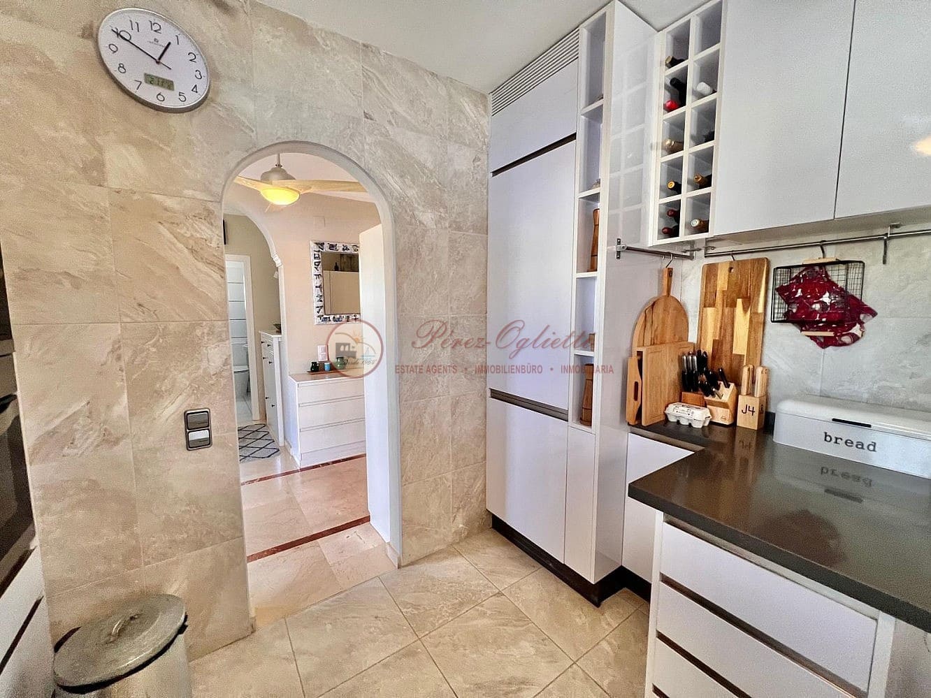 Chalet de 3 habitaciones en Nerja en venta con piscina - 695.000 € (Ref: 9566505)