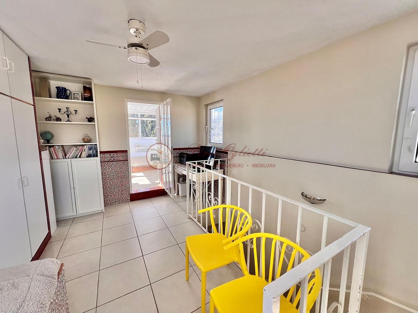 Chalet de 3 habitaciones en Nerja en venta con piscina - 695.000 € (Ref: 9566505)