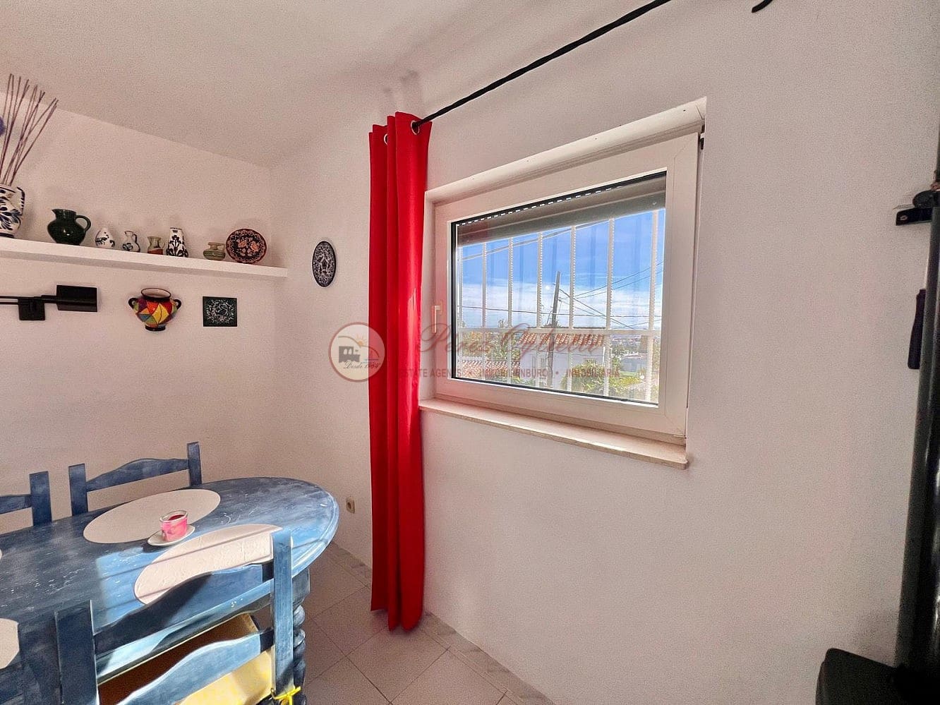 Chalet de 3 habitaciones en Nerja en venta con piscina - 695.000 € (Ref: 9566505)