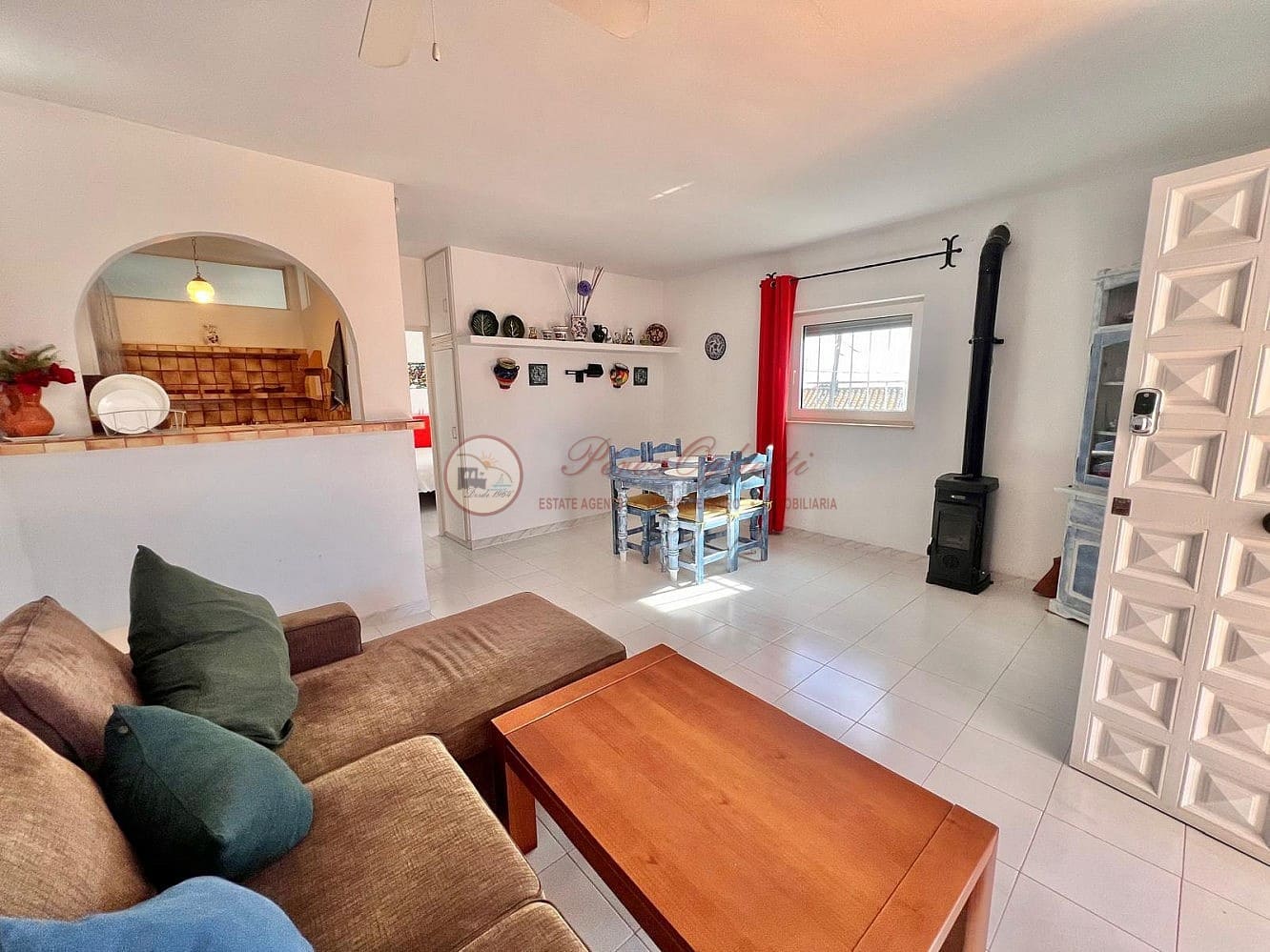 Chalet de 3 habitaciones en Nerja en venta con piscina - 695.000 € (Ref: 9566505)