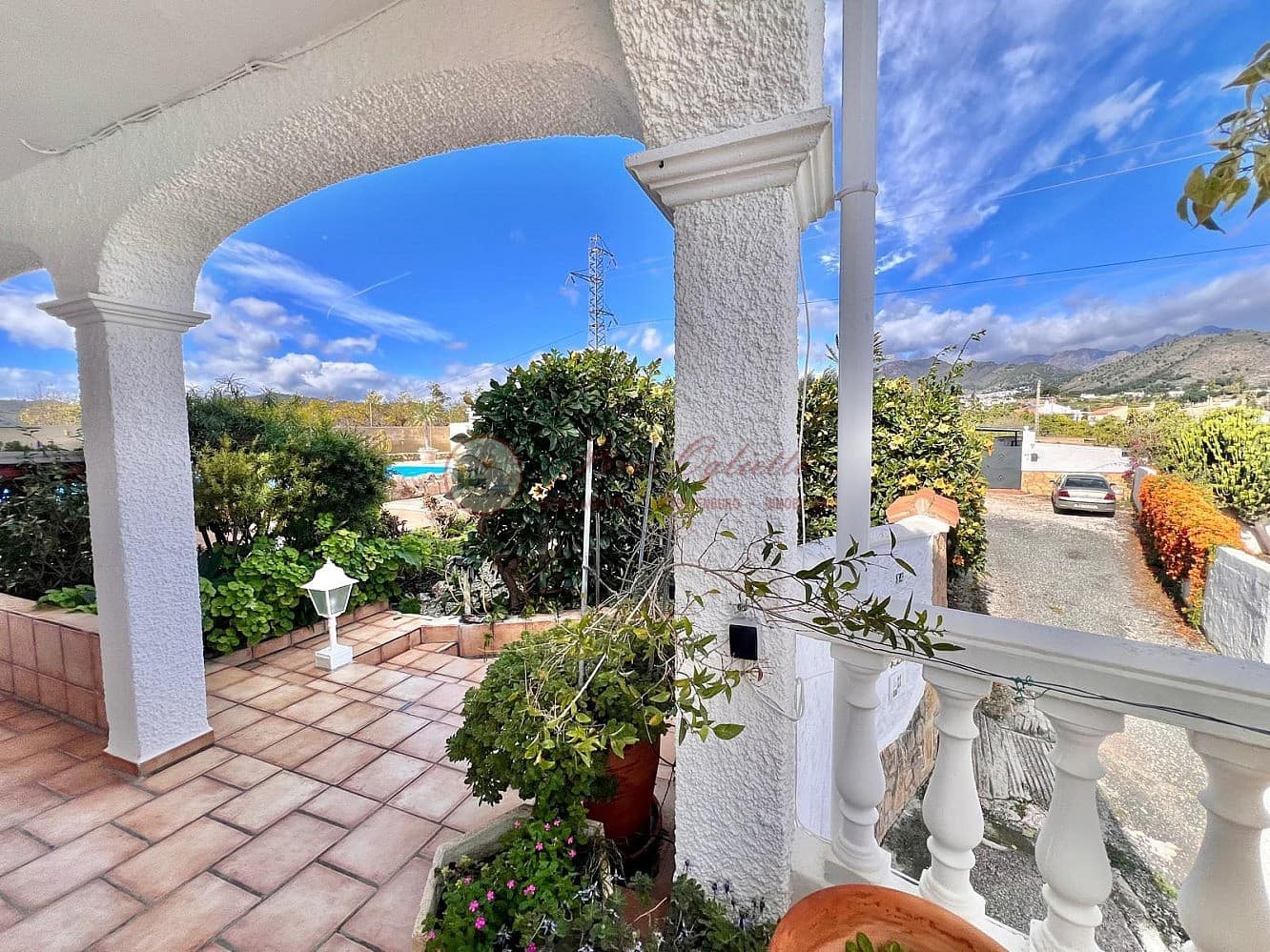 Chalet de 3 habitaciones en Nerja en venta con piscina - 695.000 € (Ref: 9566505)