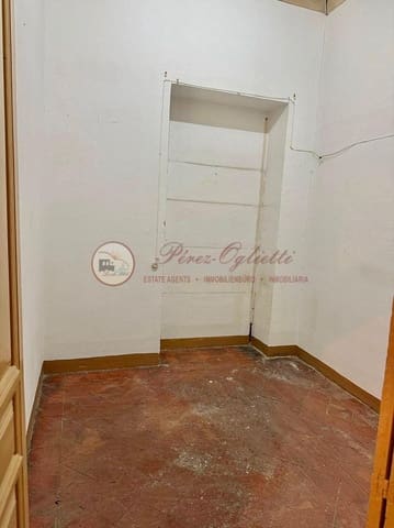 7 soveværelse Lejlighed til salg i Centro - Sagrario, Granada by - € 479.000 (Ref: 9566673)