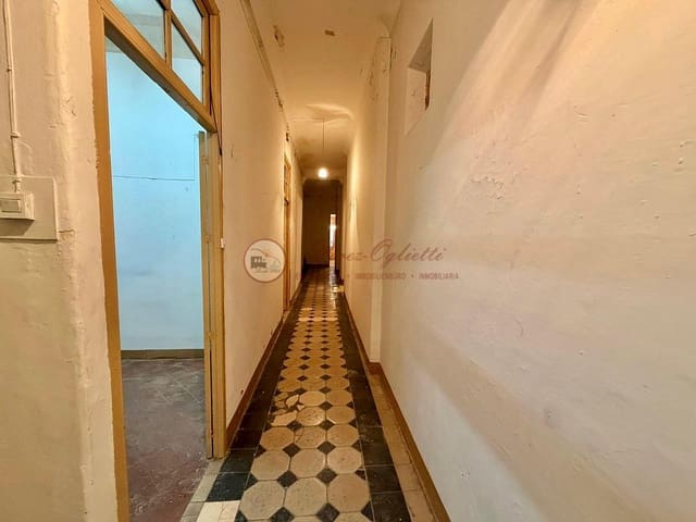 7 soveværelse Lejlighed til salg i Centro - Sagrario, Granada by - € 479.000 (Ref: 9566673)