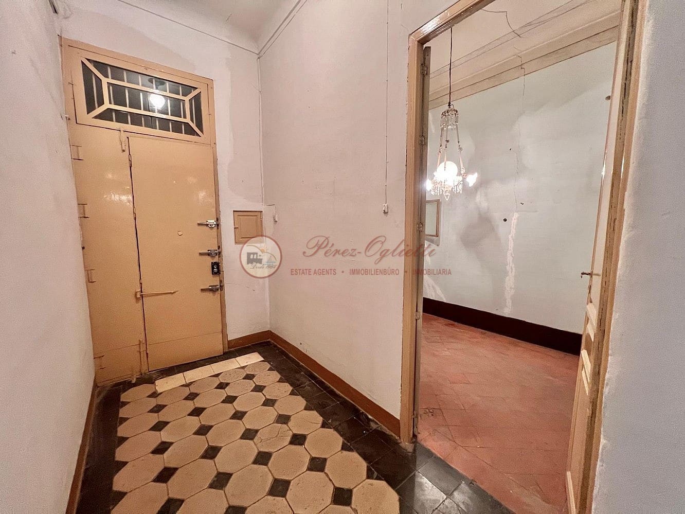5 soveværelse Lejlighed til salg i Granada by - € 449.000 (Ref: 9566673)