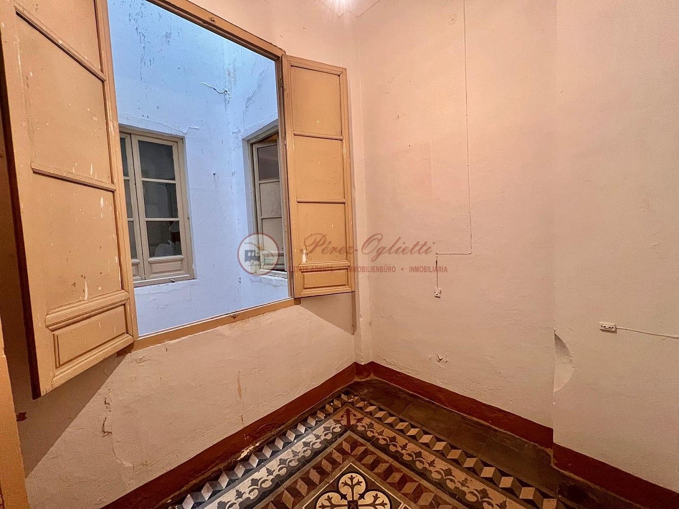 5 soveværelse Lejlighed til salg i Granada by - € 449.000 (Ref: 9566673)