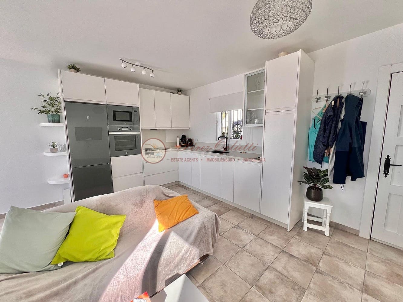 Casa de 2 habitaciones en Torrox en alquiler - 1.150 € (Ref: 9665116)