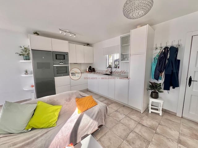 Casa de 2 habitaciones en Torrox Pueblo, Torrox en alquiler - 1.150 € (Ref: 9665116)