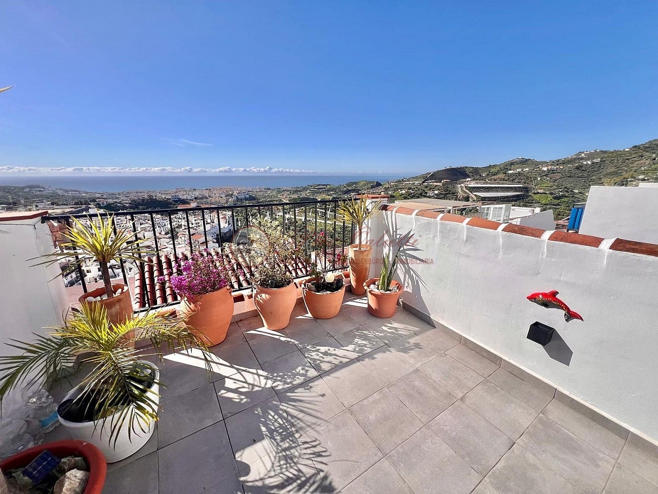 Casa de 2 habitaciones en Torrox en alquiler - 1.150 € (Ref: 9665116)