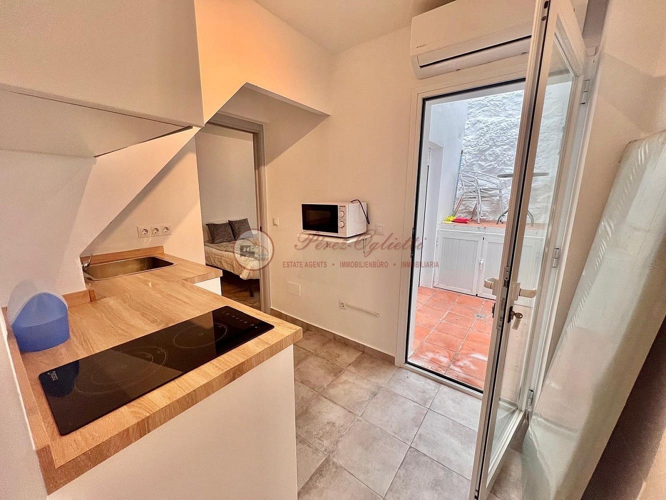 1 quarto Casa em Banda para arrendar em Torrox - 550 € (Ref: 9683285)