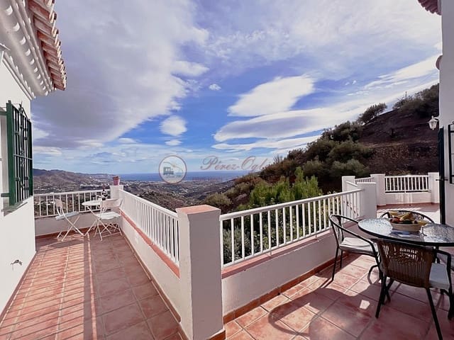 5 chambre Villa/Maison à vendre à Torrox Pueblo, Torrox avec piscine garage - 575 000 € (Ref: 9707627)