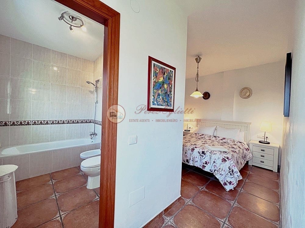 5 chambre Villa/Maison à vendre à Torrox avec piscine garage - 575 000 € (Ref: 9707627)