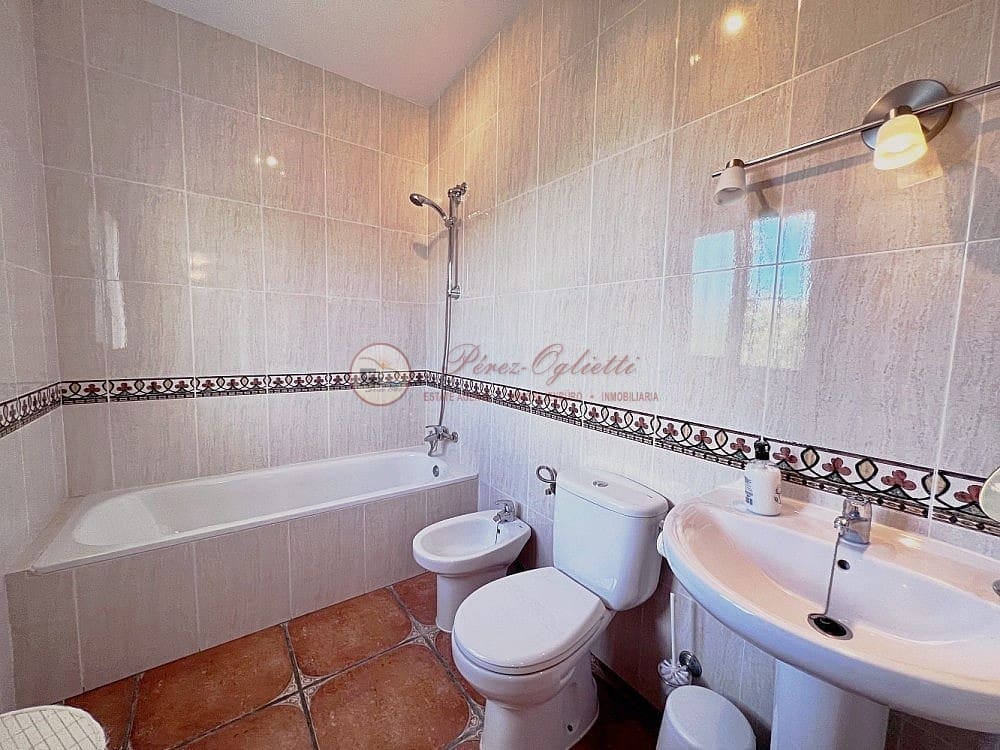 5 chambre Villa/Maison à vendre à Torrox avec piscine garage - 575 000 € (Ref: 9707627)