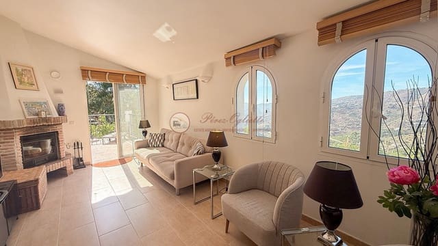 3 quarto Moradia para venda em Frigiliana com piscina garagem - 599 000 € (Ref: 9709207)