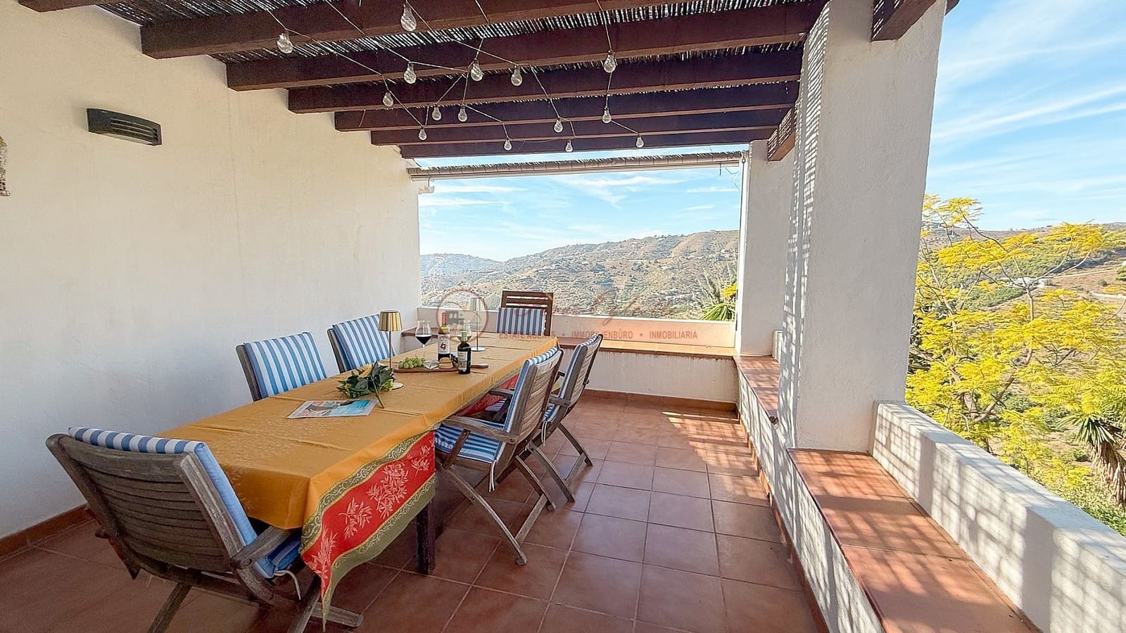 3 quarto Moradia para venda em Frigiliana com piscina garagem - 599 000 € (Ref: 9709207)