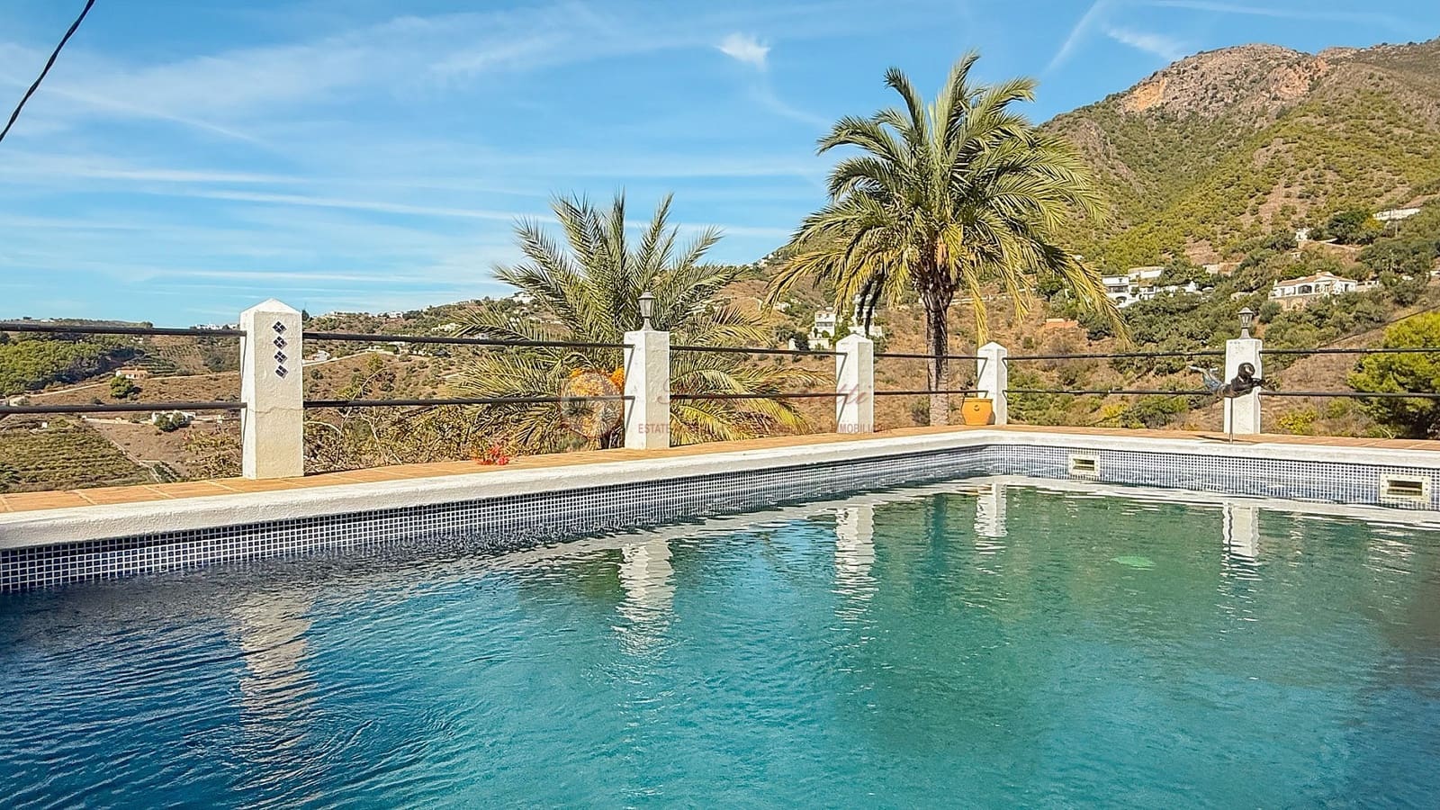 3 quarto Moradia para venda em Frigiliana com piscina garagem - 599 000 € (Ref: 9709207)