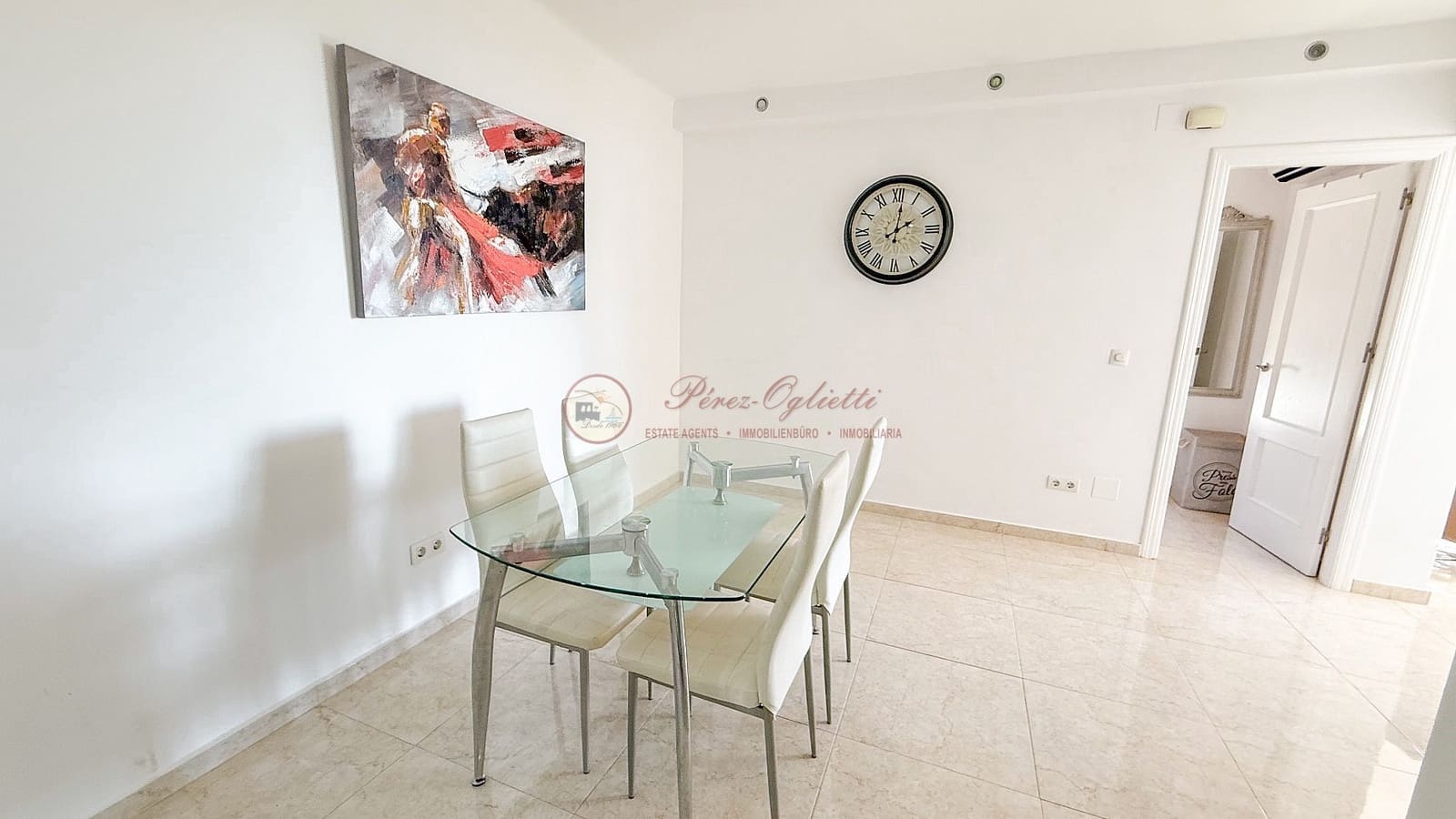 2 slaapkamer Villa te koop in Nerja met zwembad - € 450.000 (Ref: 9713373)