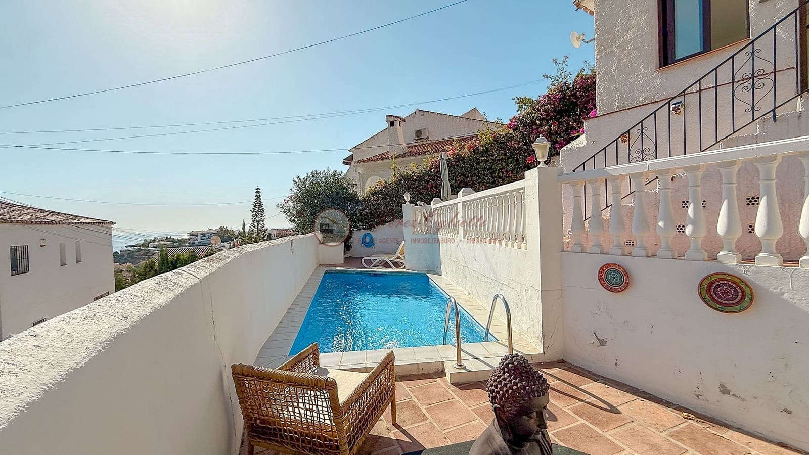 2 slaapkamer Villa te koop in Nerja met zwembad - € 450.000 (Ref: 9713373)