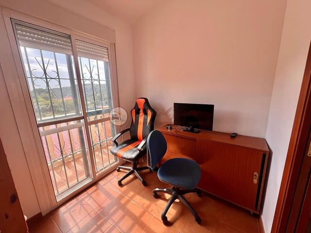 3 slaapkamer Huis te huur in Torrox Pueblo, Torrox met zwembad - € 900 (Ref: 9726892)