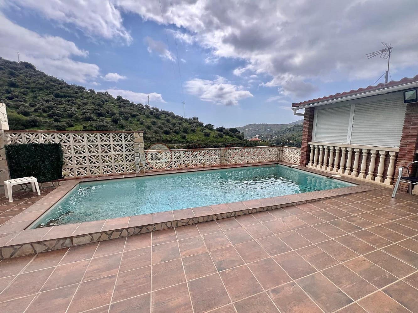 3 camera da letto Casa da affittare in Torrox con piscina - 900 € (Rif: 9726892)