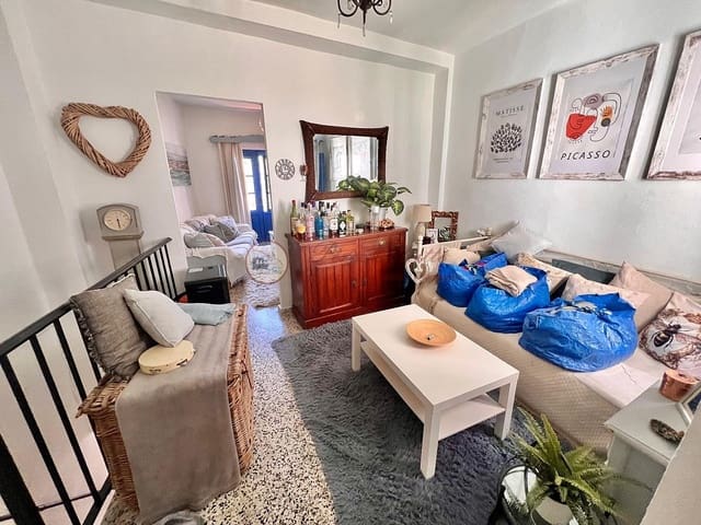 2 bedroom Townhouse for rent in Torrox Pueblo, Torrox - € 700 (Ref: 9786730)