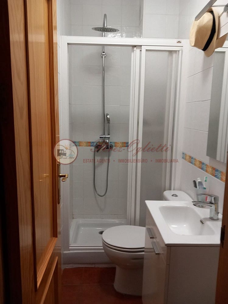 2 slaapkamer Appartement te huur in Torrox-Costa met zwembad - € 920 (Ref: 9827602)