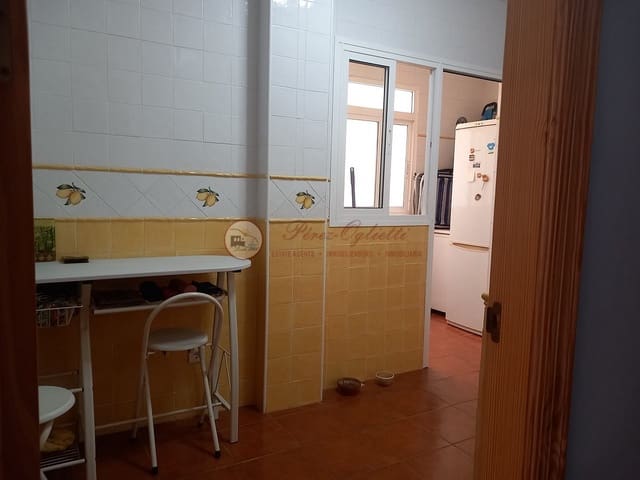 2 slaapkamer Appartement te huur in El Peñoncillo, Torrox met zwembad - € 920 (Ref: 9827602)