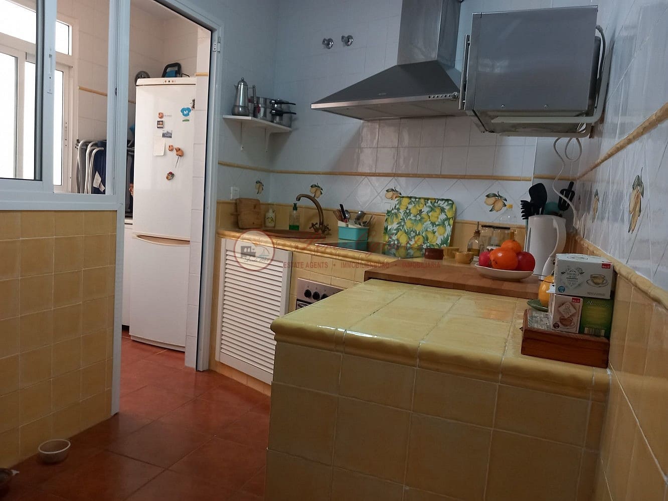 2 slaapkamer Appartement te huur in Torrox-Costa met zwembad - € 920 (Ref: 9827602)