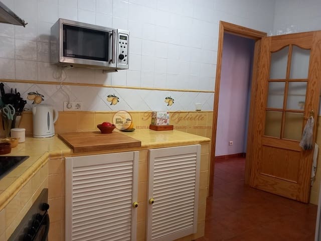 2 slaapkamer Appartement te huur in El Peñoncillo, Torrox met zwembad - € 920 (Ref: 9827602)