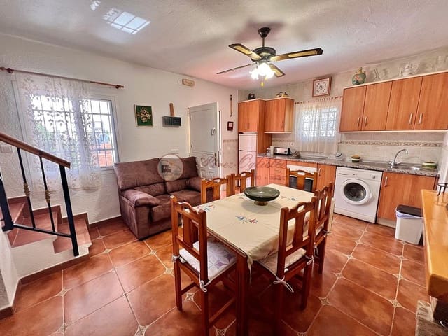 4 soverom Villa til salgs i Torrox Pueblo, Torrox med garasje - € 262 000 (Ref: 9839735)
