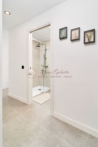 2 quarto Apartamento para venda em El Peñoncillo, Torrox com piscina - 300 000 € (Ref: 9841471)