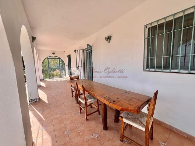 3 sovrum Villa till salu i Torrox Pueblo, Torrox med garage - 340 000 € (Ref: 9861389)