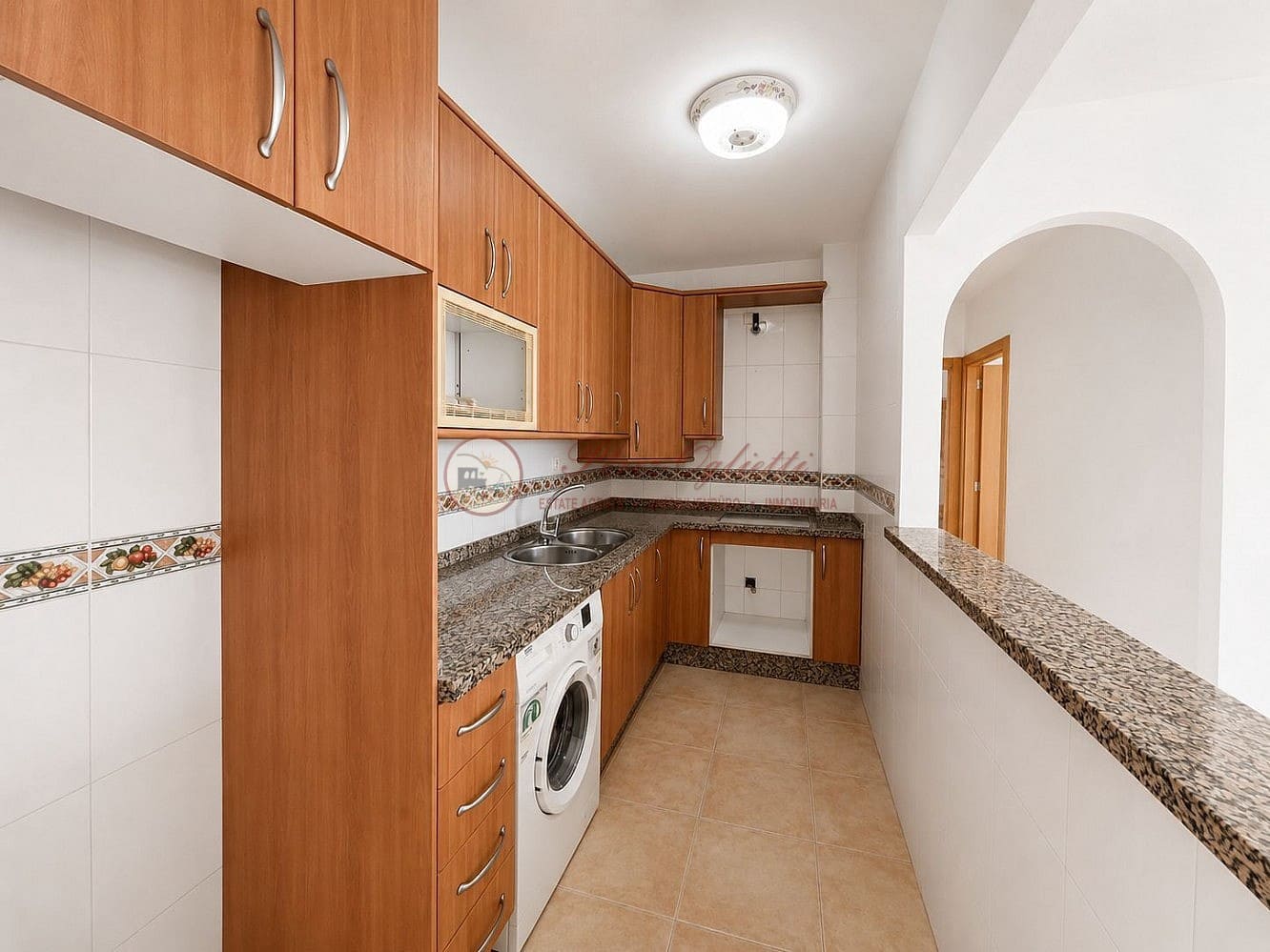 3 makuuhuone Huoneisto myytävänä paikassa Torrox-Costa mukana uima-altaan - 259 900 € (Ref: 9877181)