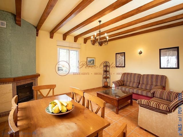 4 soveværelse Villa til salg i Nerja med swimmingpool garage - € 850.000 (Ref: 9938772)