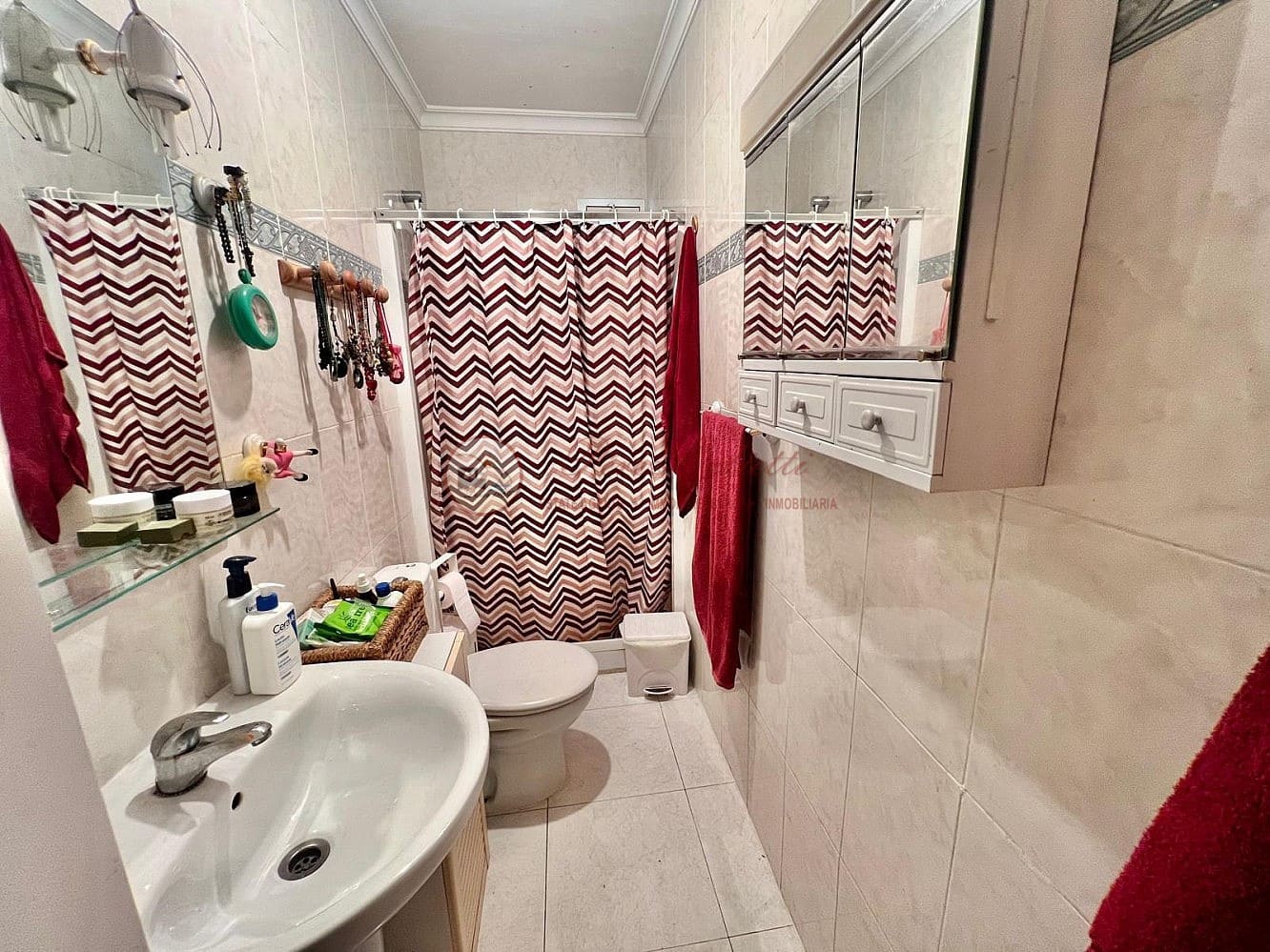 2 soveværelse Villa til salg i Torrox med swimmingpool - € 390.000 (Ref: 9977941)