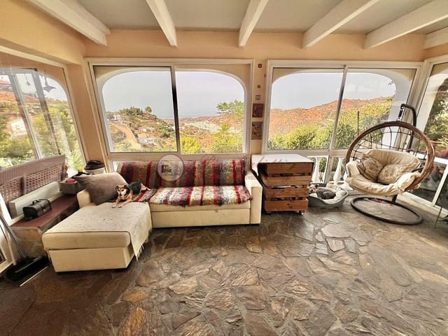 2 soveværelse Villa til salg i Torrox Pueblo, Torrox med swimmingpool - € 390.000 (Ref: 9977941)