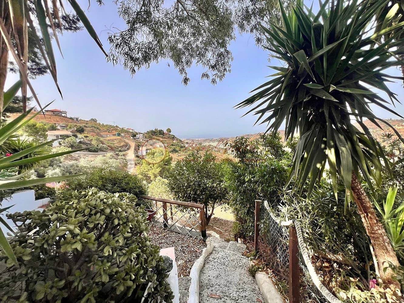 2 soveværelse Villa til salg i Torrox med swimmingpool - € 390.000 (Ref: 9977941)