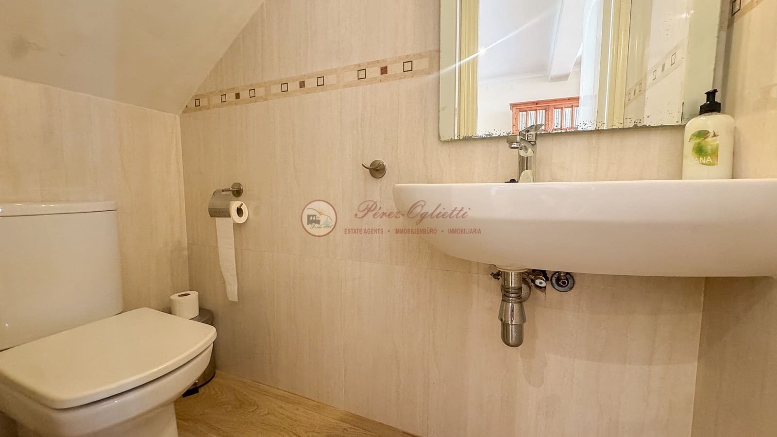 2 bedroom Villa for sale in Nerja - € 399,000 (Ref: 9981275)