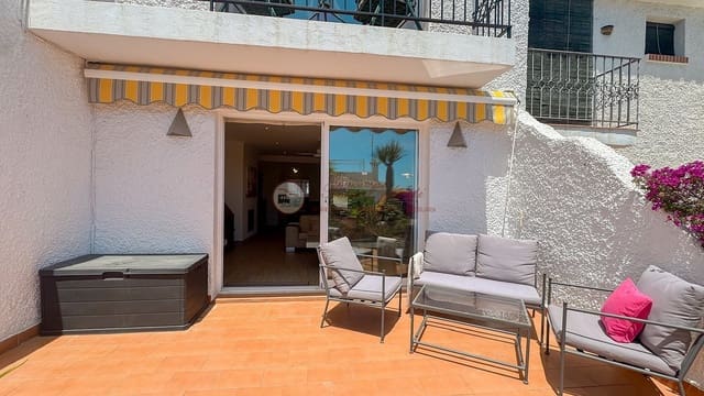 2 bedroom Villa for sale in Centro, Nerja - € 399,000 (Ref: 9981275)