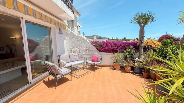 Chalet de 2 habitaciones en Centro, Nerja en venta - 399.000 € (Ref: 9981275)