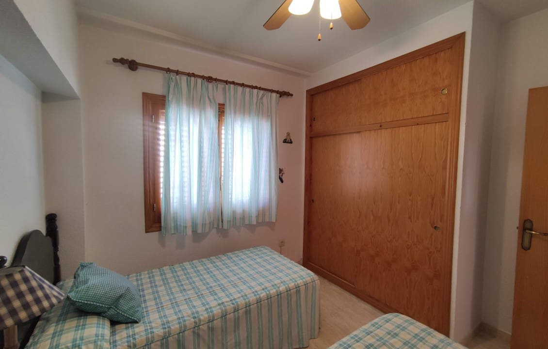 2 sypialnia Apartament na kwatery wakacyjne w Santa Pola z basenem garażem - 700 € (Ref: 2836195)
