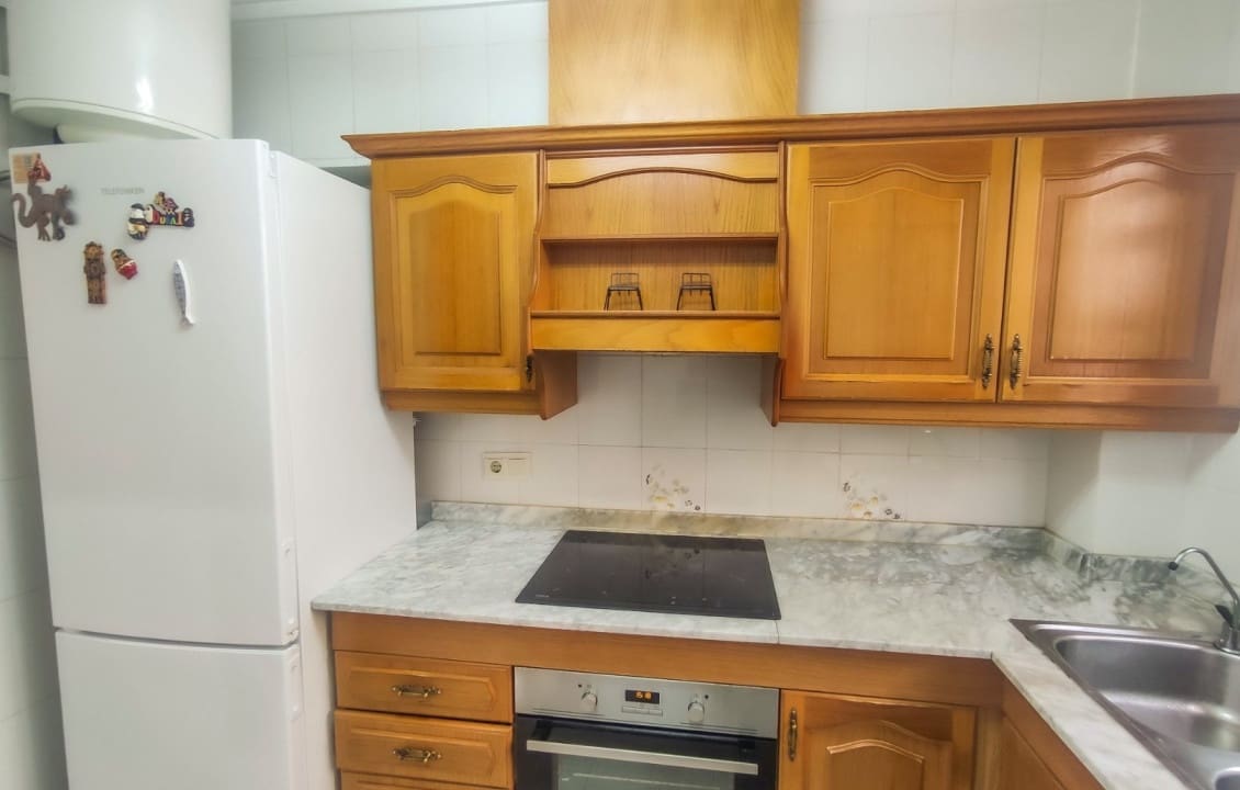 2 sypialnia Apartament na kwatery wakacyjne w Santa Pola z basenem garażem - 700 € (Ref: 2836195)