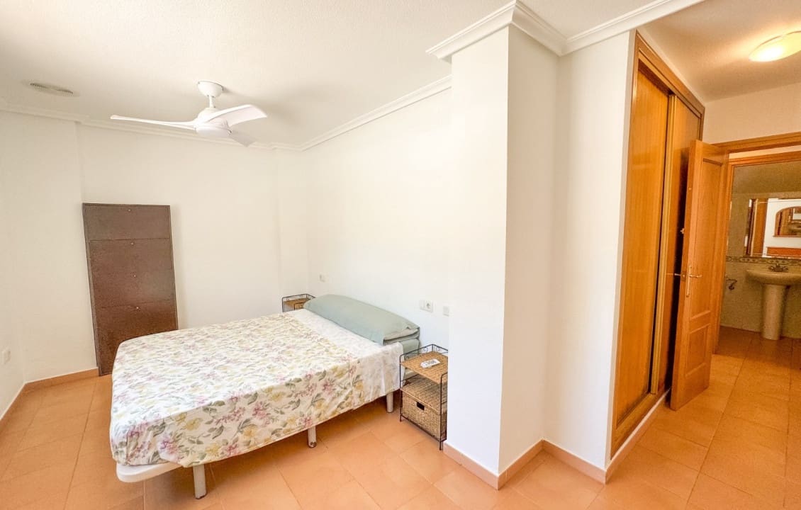 3 sovrum Bungalow för semesterbostäder i Santa Pola med pool - 600 € (Ref: 3675806)