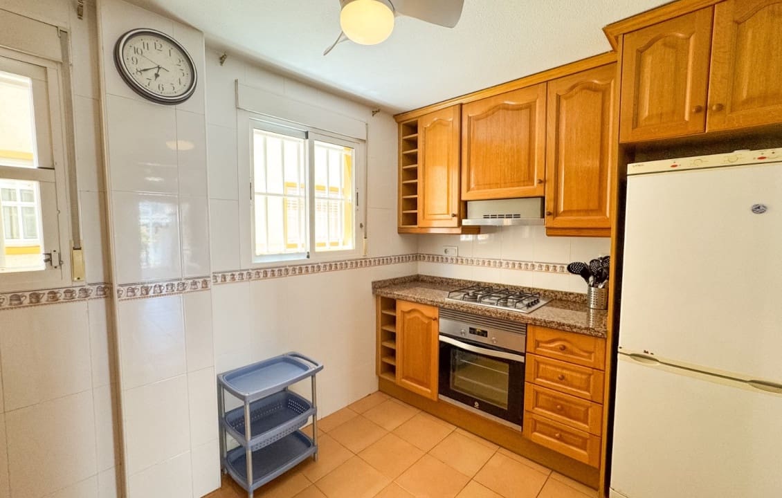 3 sovrum Bungalow för semesterbostäder i Santa Pola med pool - 600 € (Ref: 3675806)