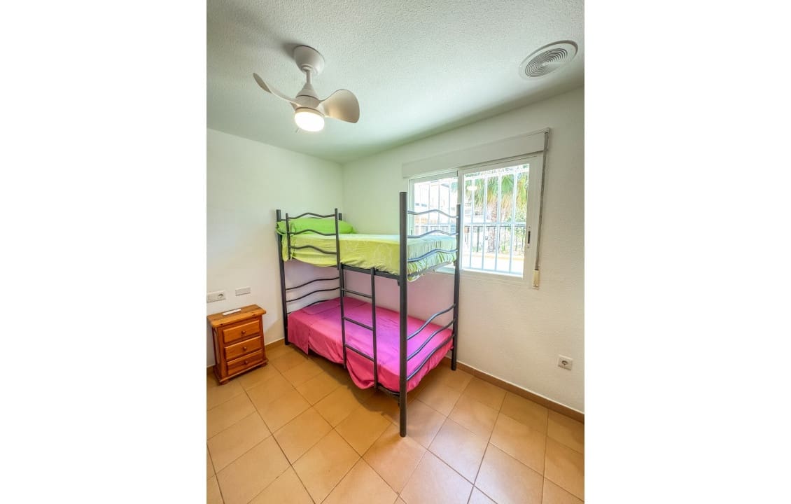 3 sovrum Bungalow för semesterbostäder i Santa Pola med pool - 600 € (Ref: 3675806)