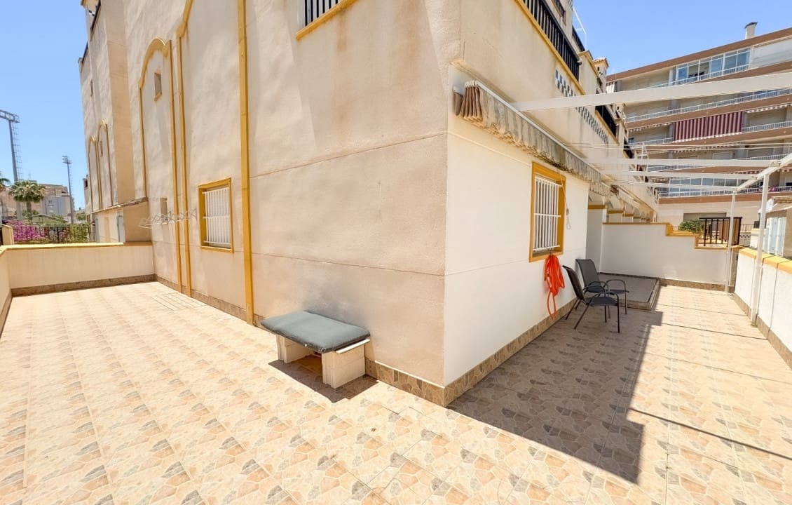 3 sovrum Bungalow för semesterbostäder i Santa Pola med pool - 600 € (Ref: 3675806)