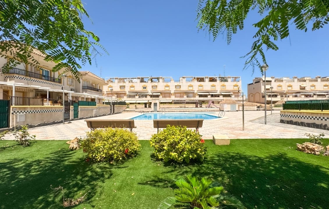 3 sovrum Bungalow för semesterbostäder i Santa Pola med pool - 600 € (Ref: 3675806)