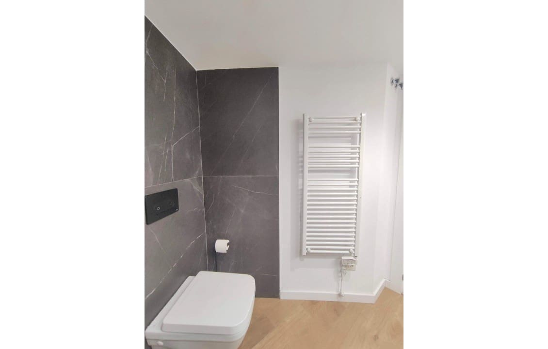 Appartement de 3 chambres à louer à Alicante ville - 1 800 € (Ref: 4617150)