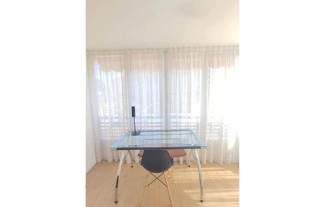 Appartement de 3 chambres à louer à Alicante ville - 1 800 € (Ref: 4617150)